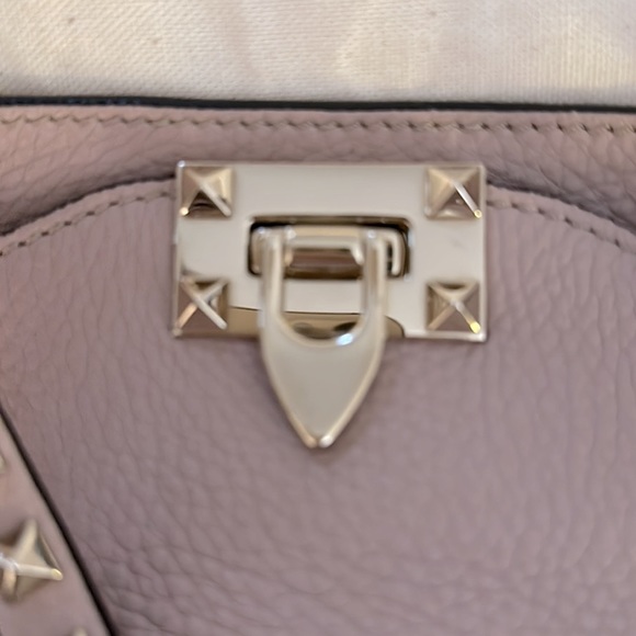 MINI ROCKSTUD GRAINY CALFSKIN bag - Picture 7 of 16